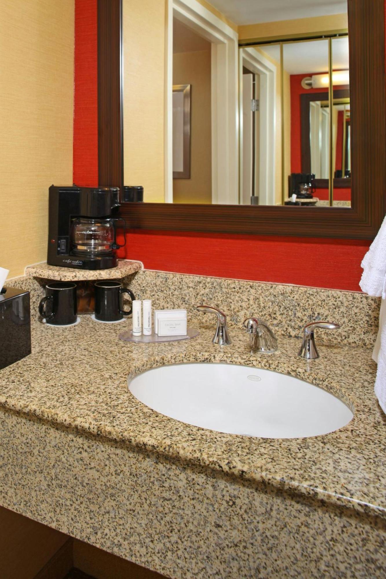 Courtyard By Marriott Baltimore Downtown/Inner Harbor Buitenkant foto