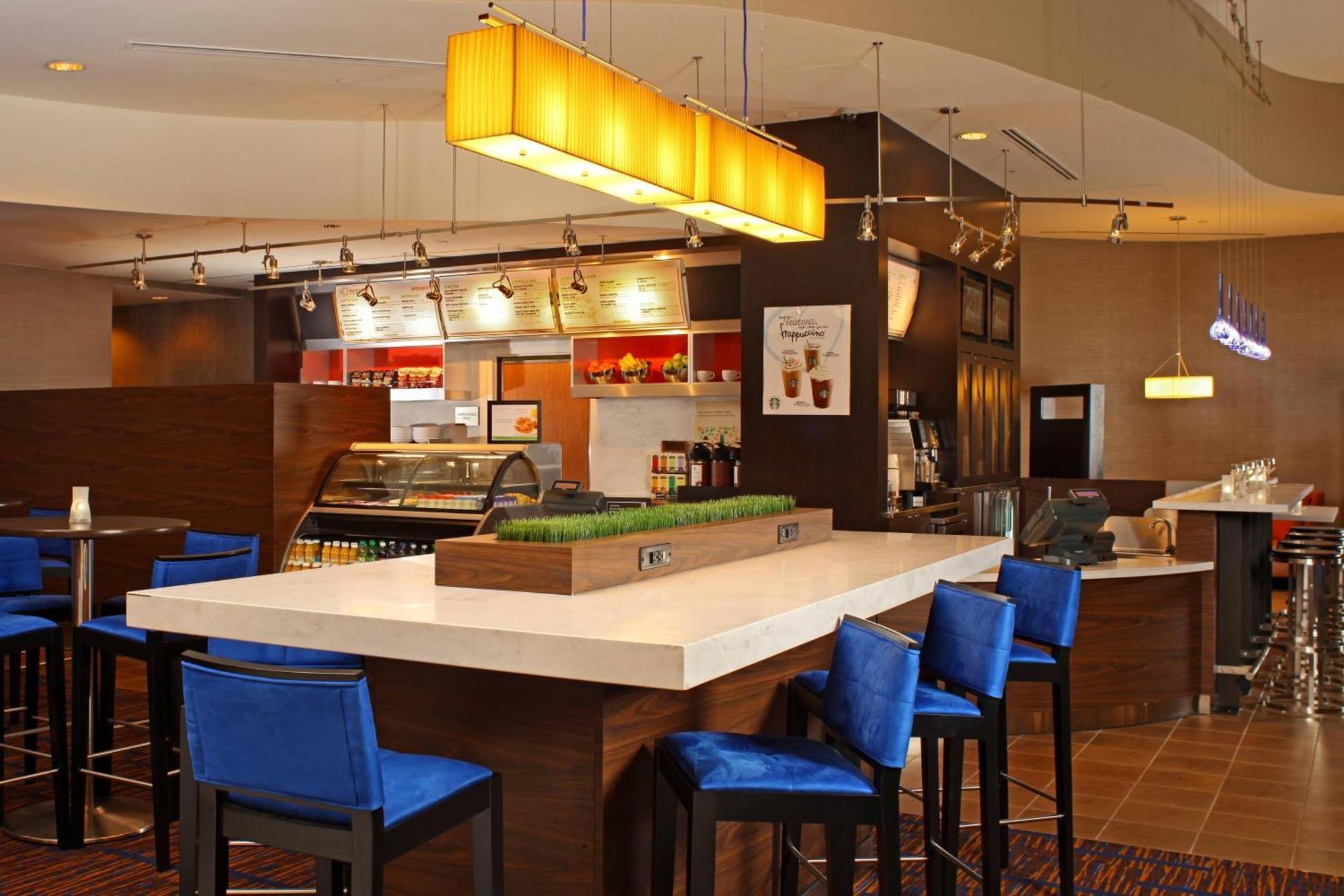 Courtyard By Marriott Baltimore Downtown/Inner Harbor Buitenkant foto